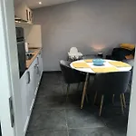 아파트 Echappee Belle *